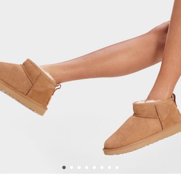 UGG Shoes - UGG Classic Ultra Mini SIZE 7